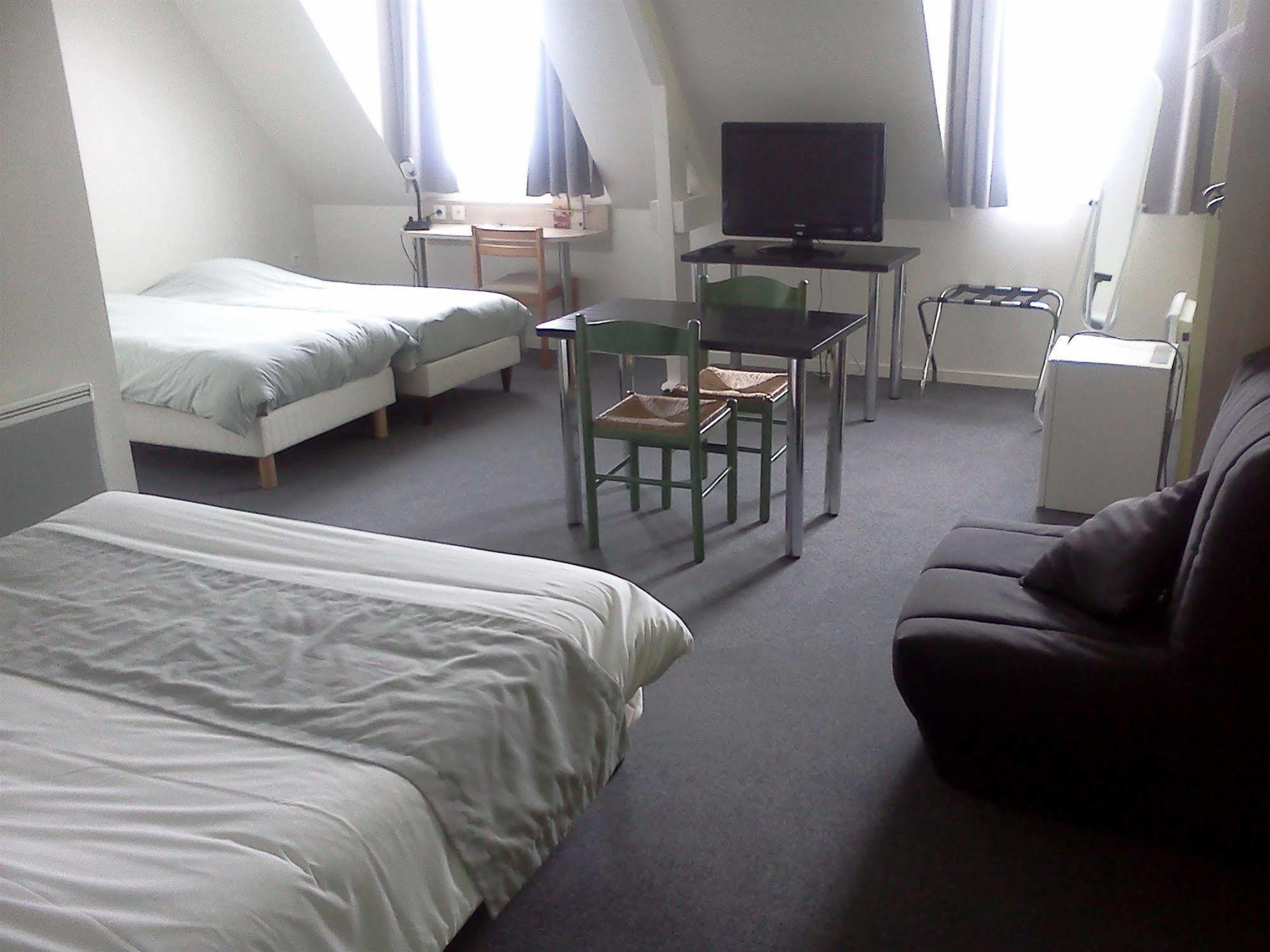 Logis Hotel Lodge La Valette Cesson-Sévigné Zewnętrze zdjęcie