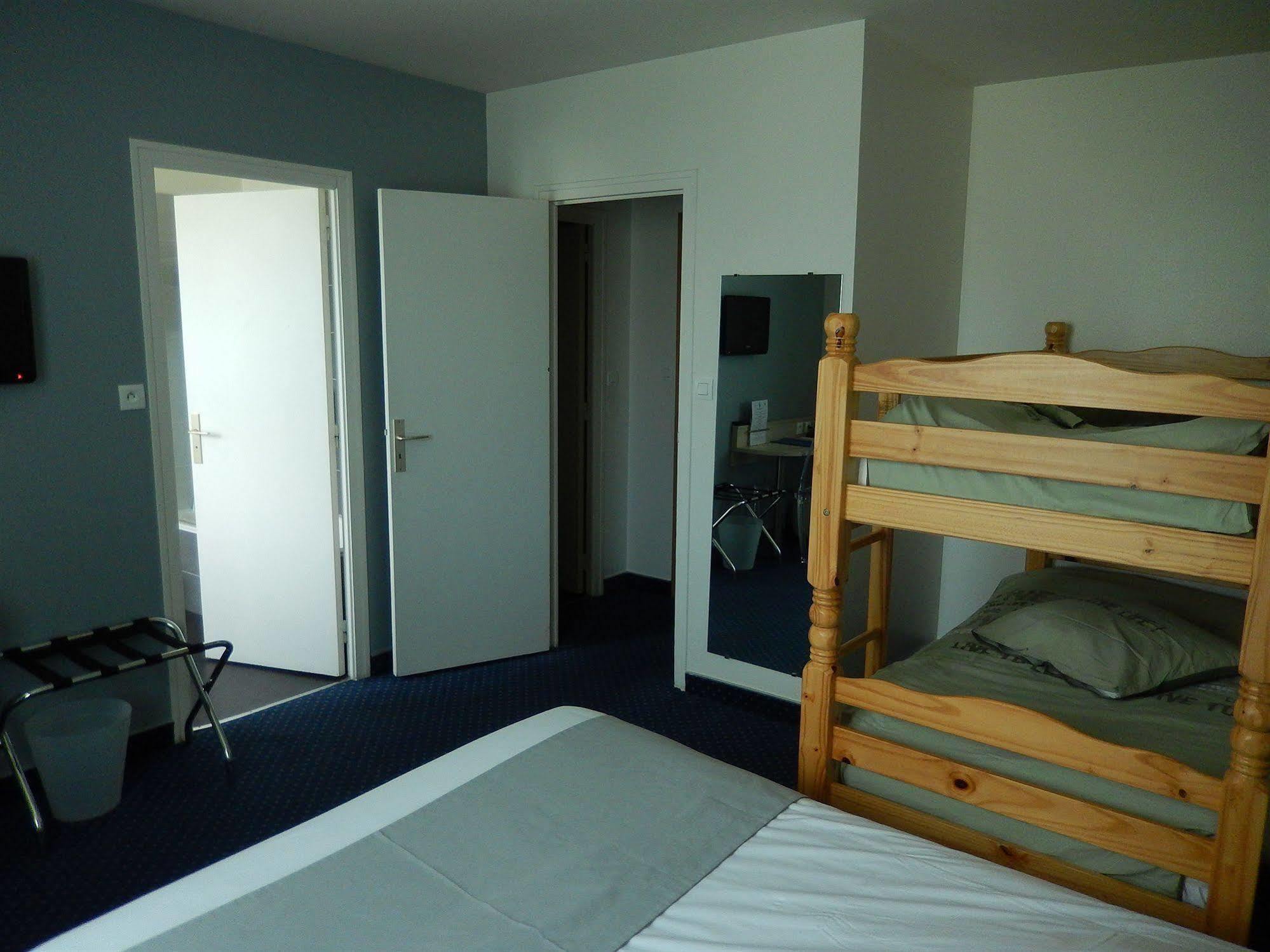 Logis Hotel Lodge La Valette Cesson-Sévigné Zewnętrze zdjęcie