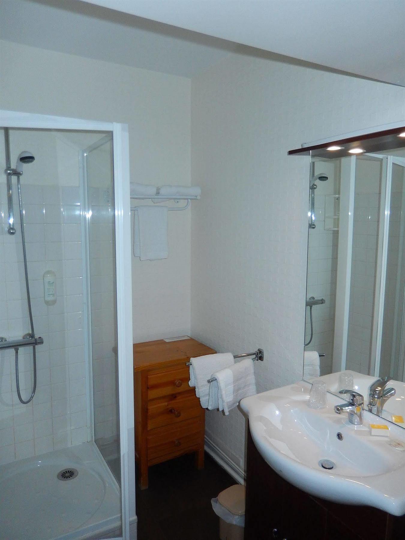 Logis Hotel Lodge La Valette Cesson-Sévigné Zewnętrze zdjęcie