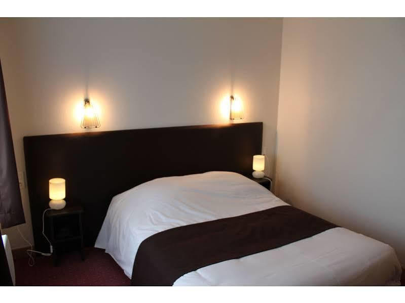 Logis Hotel Lodge La Valette Cesson-Sévigné Zewnętrze zdjęcie